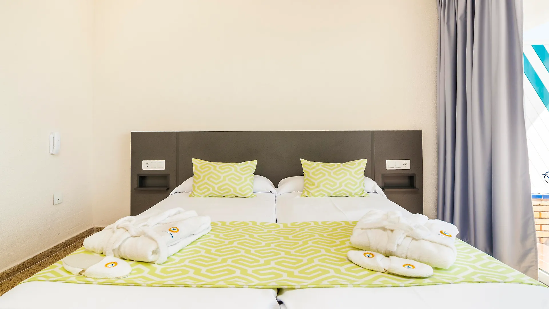 Cooks Club Calvia Beach - Adults Only 마갈루프 호텔